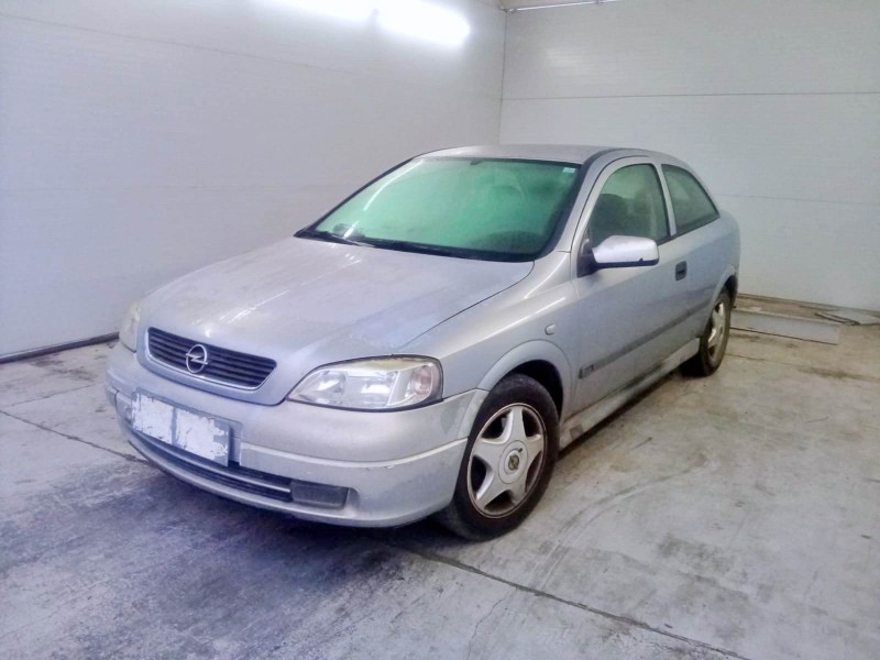 opel astra g hatchback (t98) del año 2001