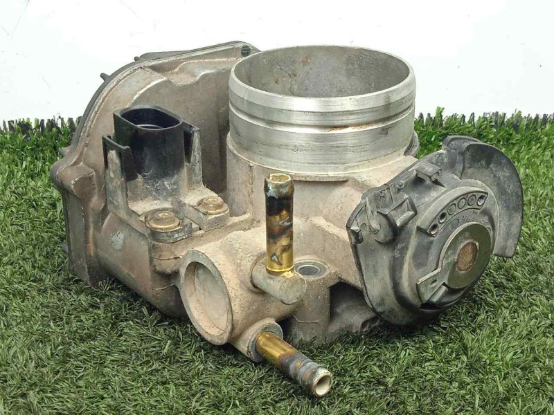 Recambio de caja mariposa para volkswagen golf iv berlina (1j1) 1.6 referencia OEM IAM 06A133064J  