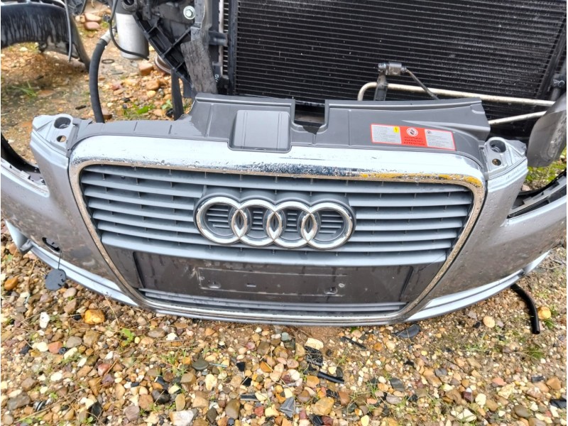 Recambio de paragolpes delantero para audi a4 b7 (8ec) 2.0 referencia OEM IAM   
