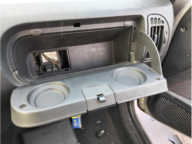 Recambio de guantera para citroën saxo (s0, s1) 1.1 x, sx referencia OEM IAM   