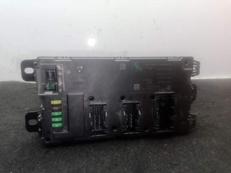 Recambio de caja reles / fusibles para bmw 1 (f20) 116 d referencia OEM IAM 6135927402301 - A2C3045020600 - 1009220182 - 1109220