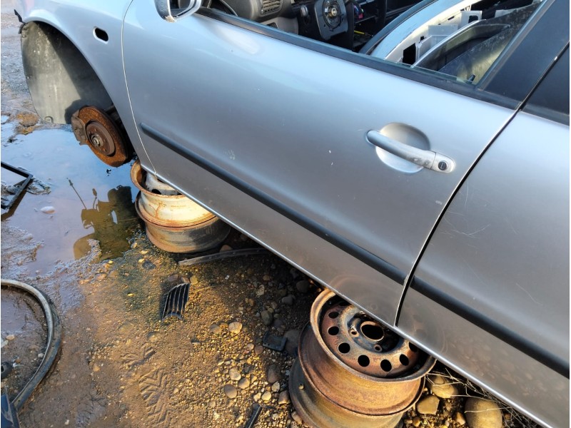 Recambio de puerta delantera izquierda para seat toledo ii (1m2) 1.9 tdi referencia OEM IAM   