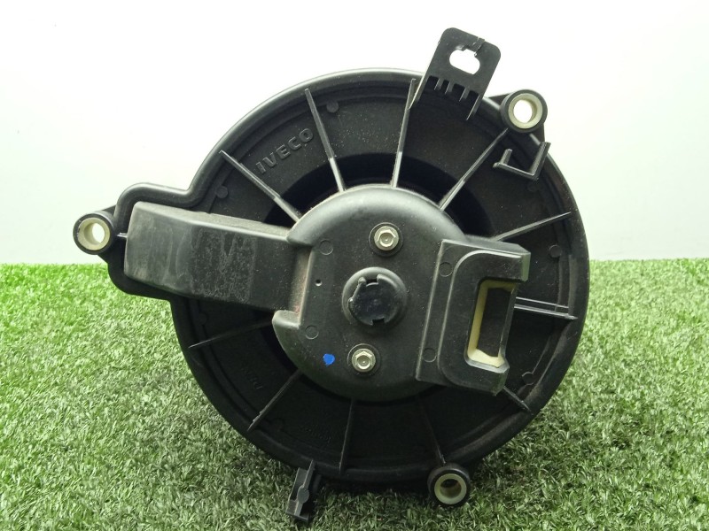 Recambio de motor calefaccion para iveco daily iv caja/chasis 65c18 referencia OEM IAM 5M8626100 Ø140MM DENSO