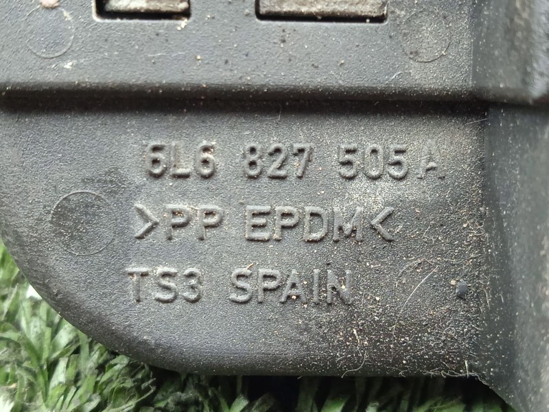 Recambio de cerradura maletero / porton para seat ibiza iii (6l1) 1.2 referencia OEM IAM 6L6827505A 3.PINES 