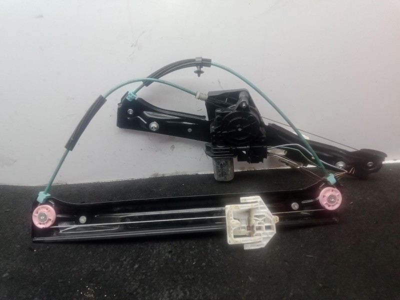Recambio de elevalunas delantero derecho para bmw 1 (f20) 116 d referencia OEM IAM 13262410 - 724256206 - 71015003 - 5YY0568 LAM