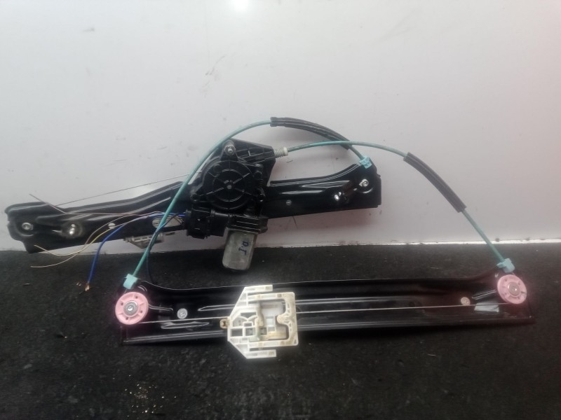 Recambio de elevalunas delantero izquierdo para bmw 1 (f20) 116 d referencia OEM IAM 71015003 - 5YY0568 LAMES 