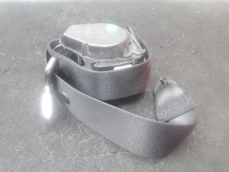 Recambio de cinturon seguridad trasero izquierdo para bmw 1 (f20) 116 d referencia OEM IAM .  