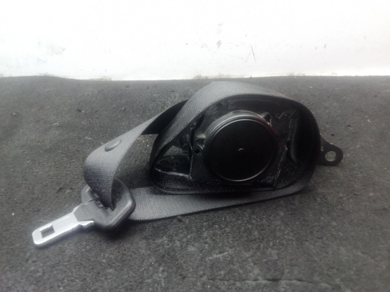 Recambio de cinturon seguridad trasero izquierdo para bmw 1 (f20) 116 d referencia OEM IAM .  