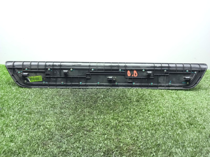 Recambio de moldura para hyundai i30 fastback (pde, pden) 2.0 n referencia OEM IAM SIN REFERENCIA  