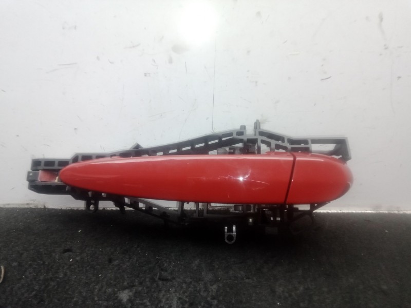 Recambio de maneta exterior trasera izquierda para bmw 1 (f20) 116 d referencia OEM IAM . ROJO 