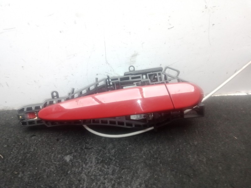 Recambio de maneta exterior delantera derecha para bmw 1 (f20) 116 d referencia OEM IAM 51217297750 - 14389710 ROJO 