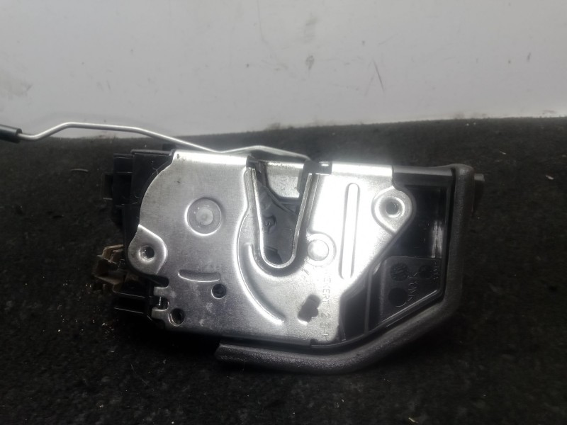 Recambio de cerradura puerta delantera derecha para bmw 1 (f20) 116 d referencia OEM IAM 7229458 4 PINES 