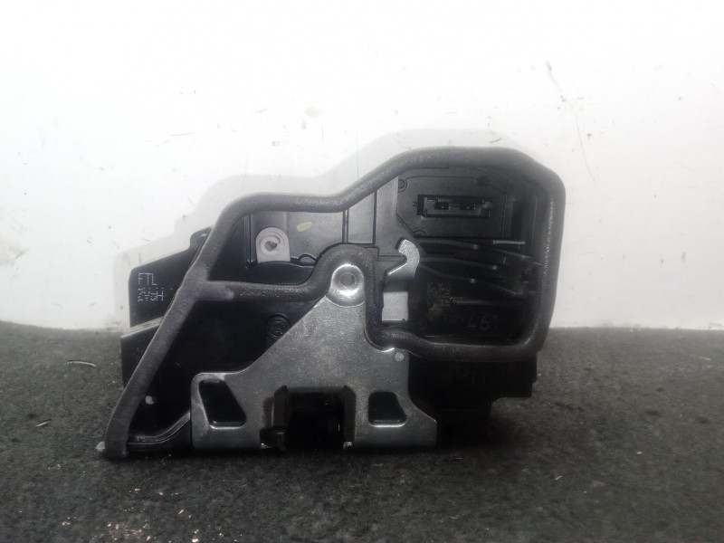 Recambio de cerradura puerta delantera izquierda para bmw 1 (f20) 116 d referencia OEM IAM 7229461 4 PINES 