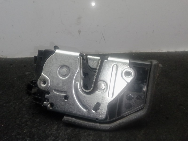 Recambio de cerradura puerta trasera derecha para bmw 1 (f20) 116 d referencia OEM IAM 7229460 4 PINES 