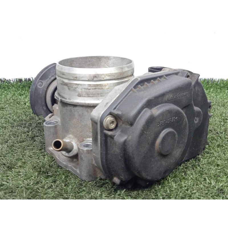 Recambio de caja mariposa para volkswagen golf iv berlina (1j1) 1.6 referencia OEM IAM 06A133064J  