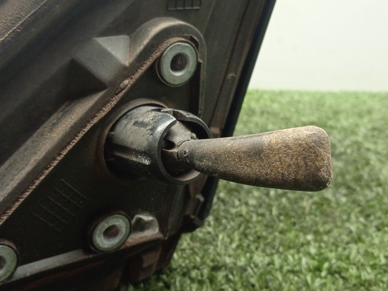 Recambio de retrovisor derecho para nissan primera (p11) 2.0 td referencia OEM IAM 015334 MANUAL NEGRO