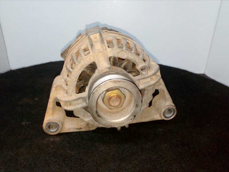 Recambio de alternador para opel agila 1.2 16v cat (z 12 xe / lw4) referencia OEM IAM 0124225018-24437119 BOSCH 70AH 