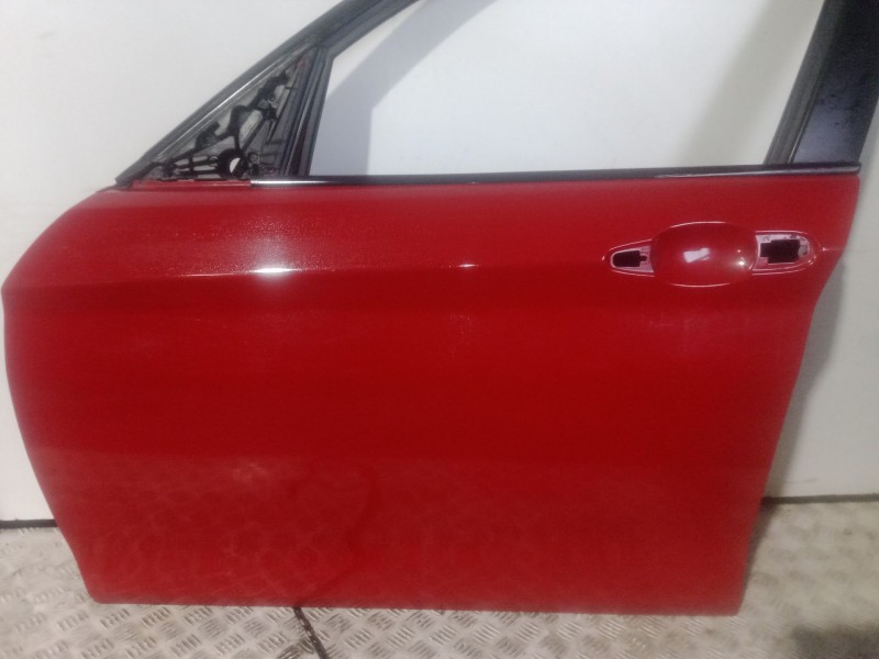 Recambio de puerta delantera izquierda para bmw 1 (f20) 116 d referencia OEM IAM  ROJO 