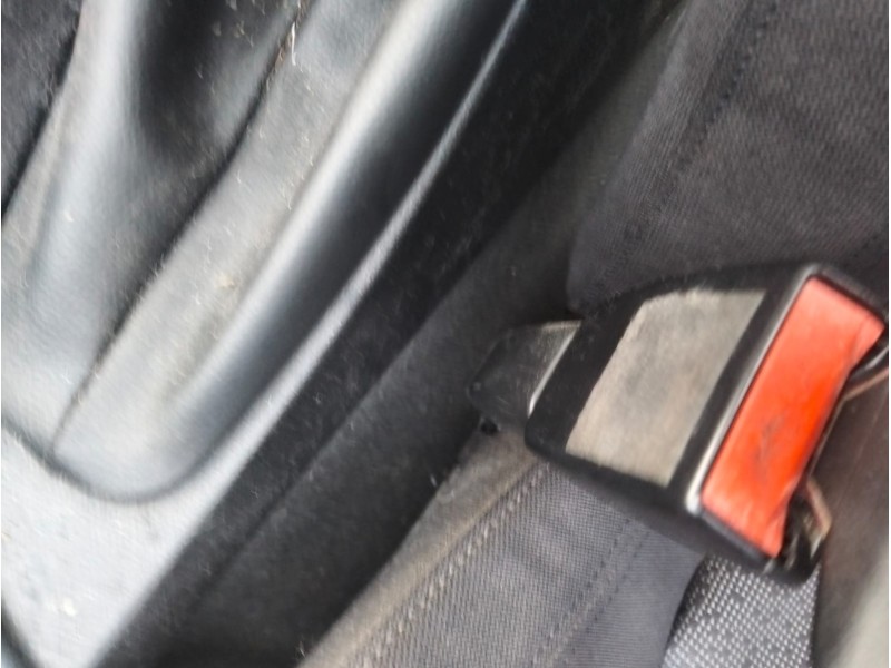 Recambio de enganche cinturon delantero izquierdo para bmw 3 (e90) 320 d referencia OEM IAM   