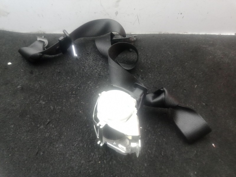 Recambio de cinturon seguridad delantero derecho para bmw 1 (f20) 116 d referencia OEM IAM 34078319C  