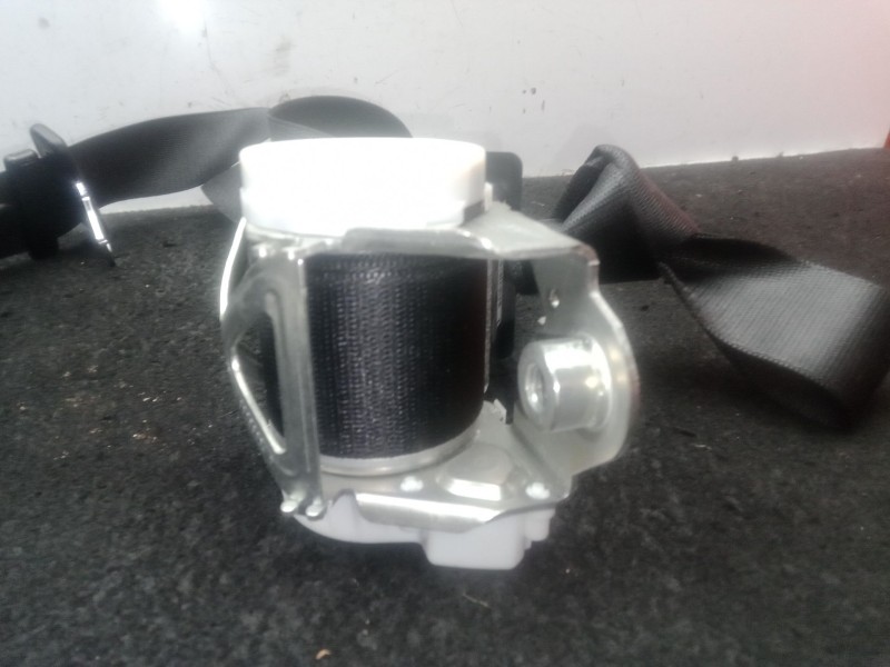 Recambio de cinturon seguridad delantero derecho para bmw 1 (f20) 116 d referencia OEM IAM 34078319C  