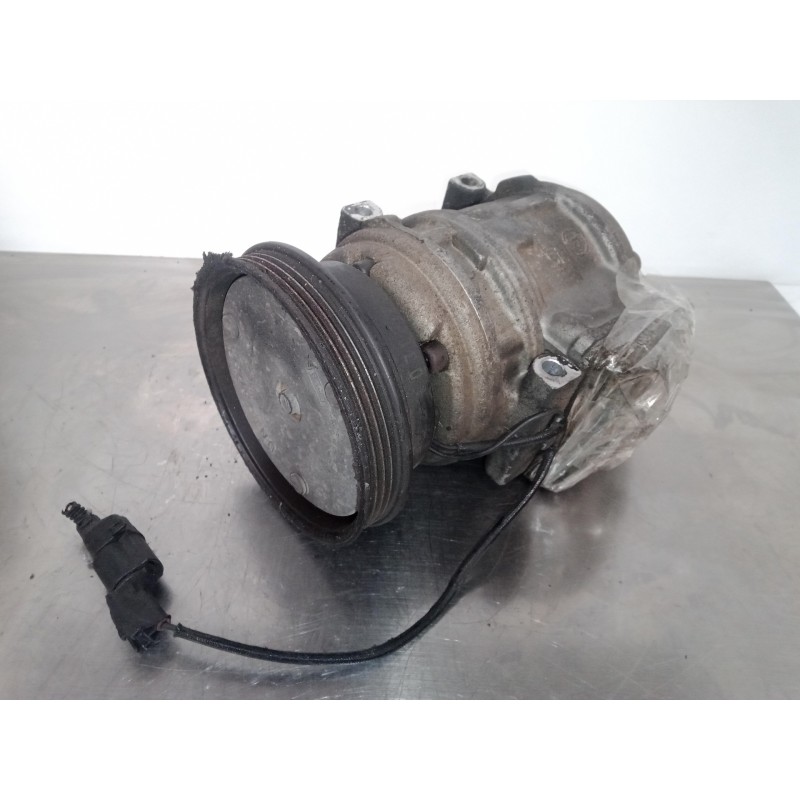Recambio de compresor aire acondicionado para kia rio 1.5 cat referencia OEM IAM 1214012201-3D0120518 DENSO 
