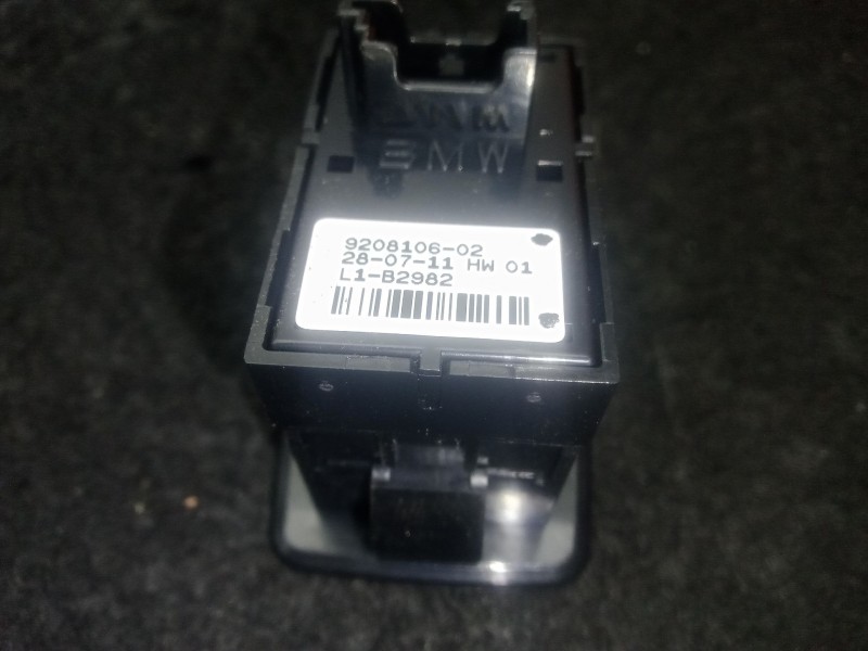 Recambio de mando elevalunas trasero izquierdo para bmw 1 (f20) 116 d referencia OEM IAM 920810602  