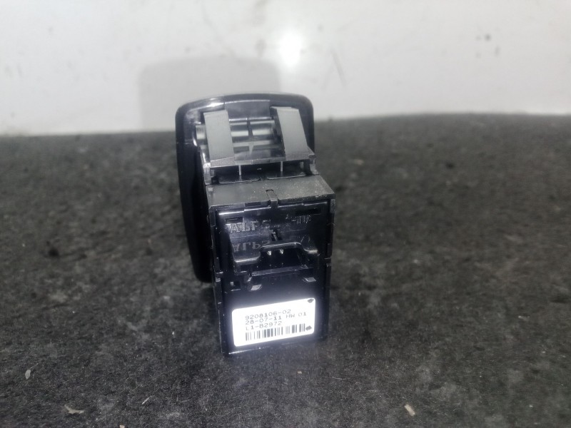 Recambio de mando elevalunas trasero derecho para bmw 1 (f20) 116 d referencia OEM IAM 920810602 ALPS 