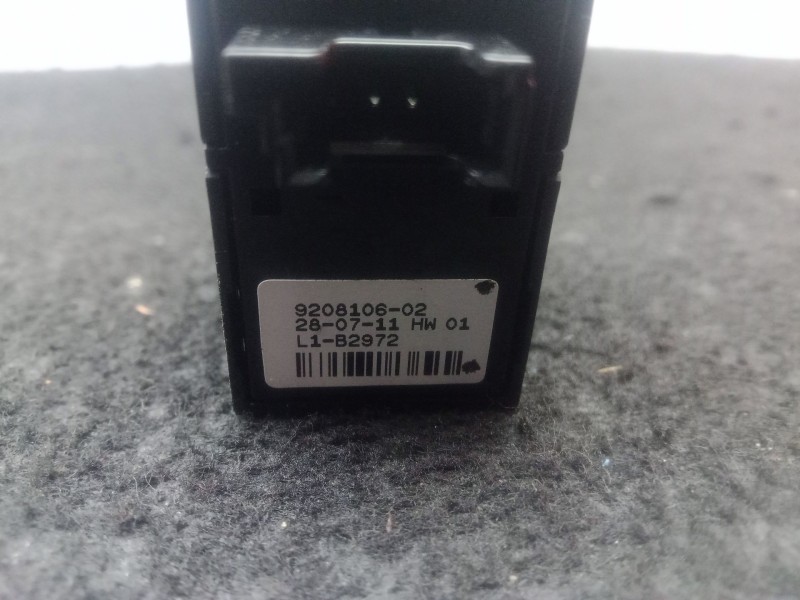 Recambio de mando elevalunas trasero derecho para bmw 1 (f20) 116 d referencia OEM IAM 920810602 ALPS 