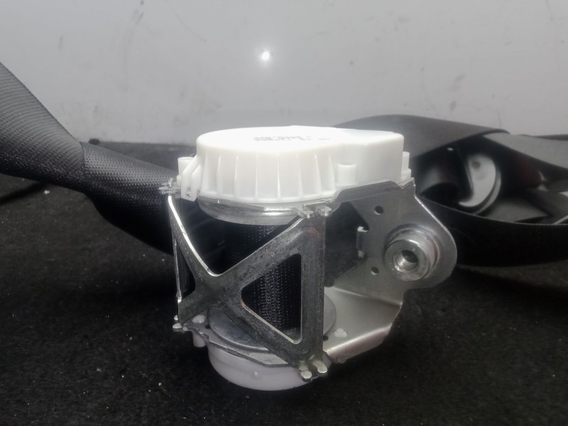 Recambio de cinturon seguridad delantero izquierdo para bmw 1 (f20) 116 d referencia OEM IAM 34078320C - S1724330702  