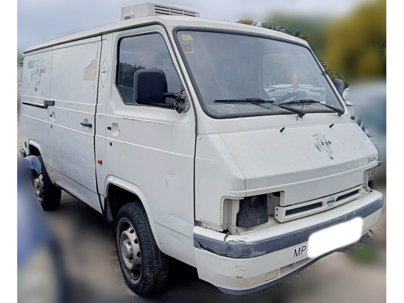 nissan trade furgoneta del año 1995