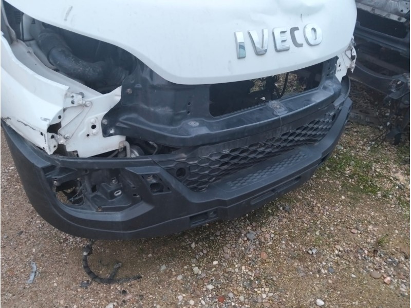 Recambio de paragolpes delantero para iveco daily vi furgoneta 33s12, 35s12, 35c12 referencia OEM IAM   