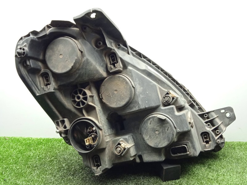 Recambio de faro izquierdo para iveco daily iv caja/chasis 65c18 referencia OEM IAM PL2471 06-10 