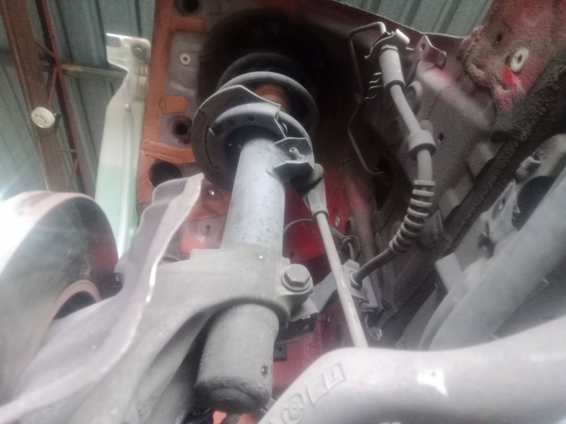 Recambio de amortiguador delantero derecho para bmw 1 (f20) 116 d referencia OEM IAM   