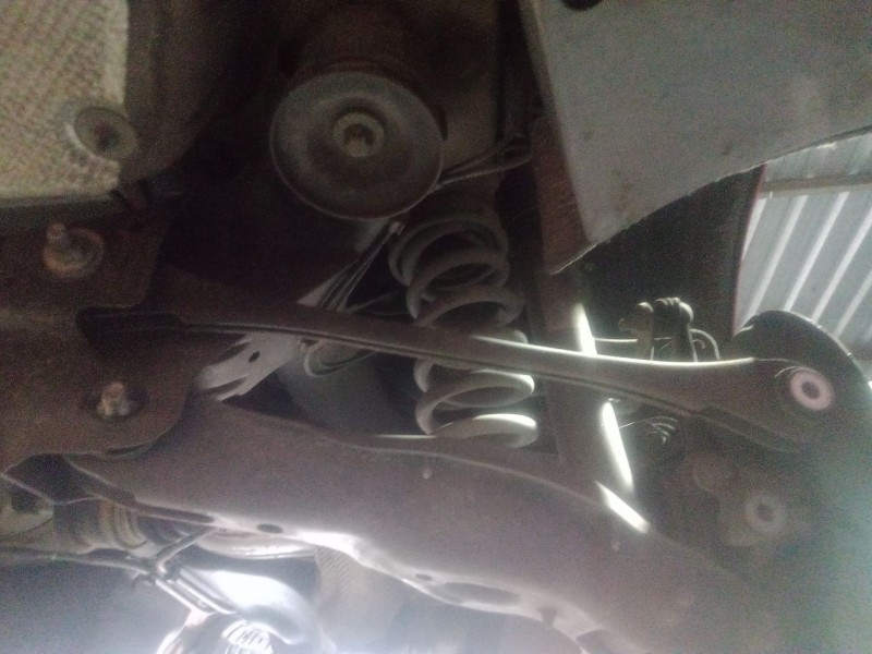 Recambio de brazo suspension inferior trasero derecho para bmw 1 (f20) 116 d referencia OEM IAM   