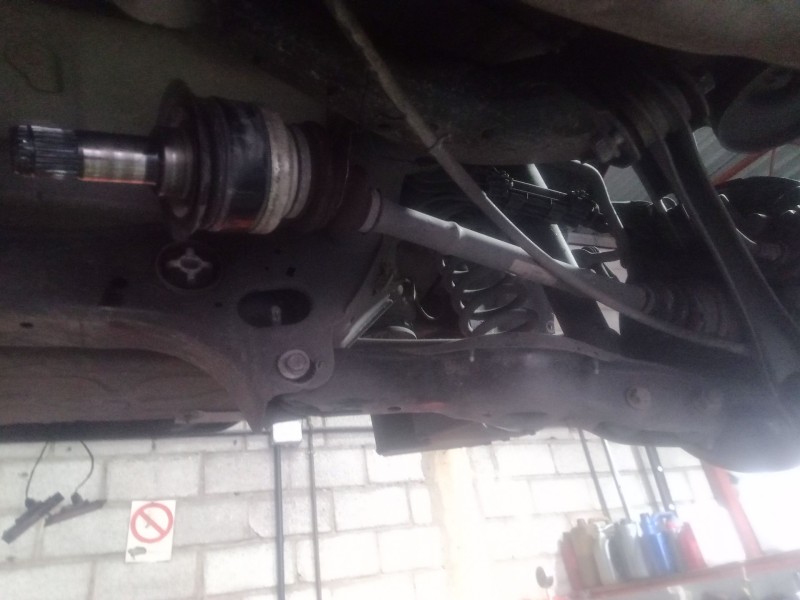 Recambio de transmision trasera izquierda para bmw 1 (f20) 116 d referencia OEM IAM   