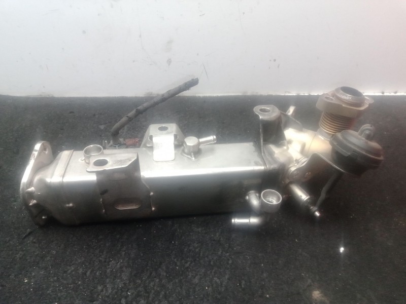 Recambio de enfriador gases egr para bmw 1 (f20) 116 d referencia OEM IAM 781075107 - 877012  