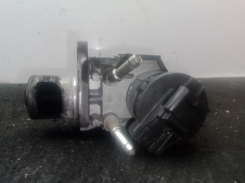 Recambio de valvula egr para bmw 1 (f20) 116 d referencia OEM IAM 7810871 WAHLER 