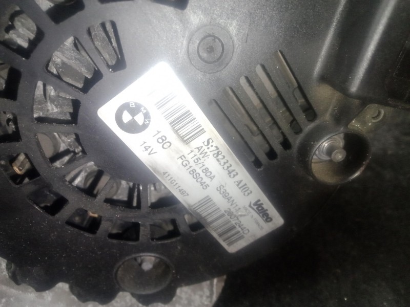Recambio de alternador para bmw 1 (f20) 116 d referencia OEM IAM 7823343AI03 - FG18S045 - 7823343 VALEO 