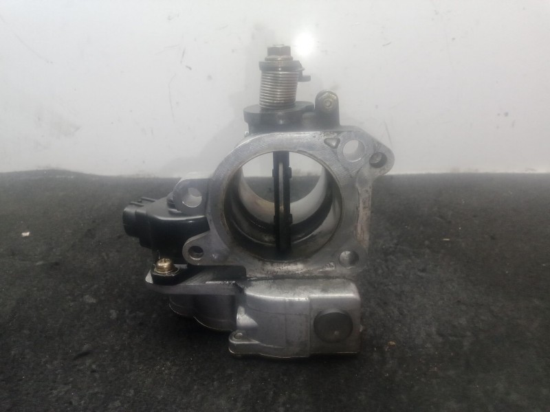 Recambio de caja mariposa para toyota avensis sedán (_t25_) 2.0 d-4d (cdt250_) referencia OEM IAM 270204I23  