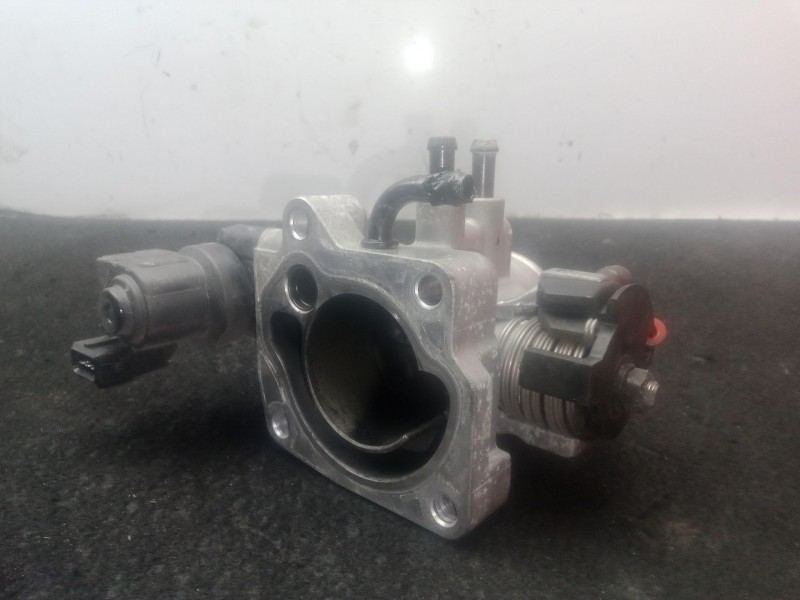 Recambio de caja mariposa para hyundai elantra iii sedán (xd) 1.6 referencia OEM IAM 3510026600 - 09020521  