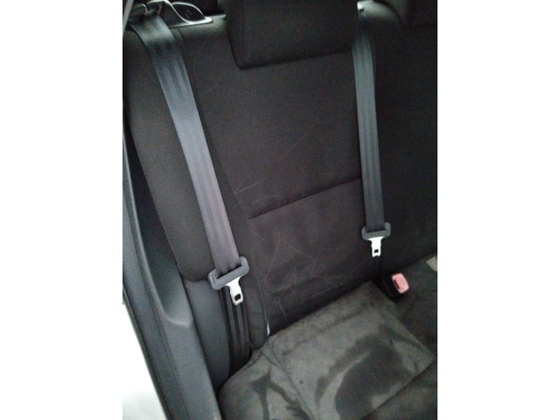 Recambio de asientos traseros para toyota auris (_e15_) 1.4 d-4d (nde150_) referencia OEM IAM   