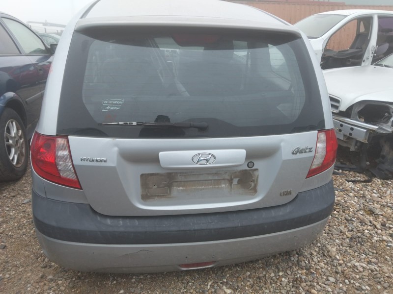Recambio de porton trasero para hyundai getz (tb) 1.1 referencia OEM IAM   