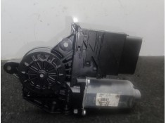 Recambio de motor elevalunas trasero derecho para volkswagen golf vi (5k1) 1.6 tdi referencia OEM IAM 0130821431 - 5K0959704D -  2