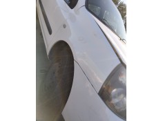 Recambio de aleta delantera derecha para renault clio ii (bb_, cb_) 1.2 (bb0a, bb0f, bb10, bb1k, bb28, bb2d, bb2h, cb0a,... refe