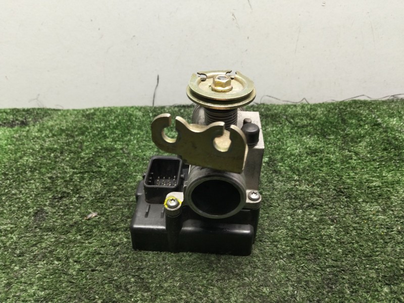 Recambio de caja mariposa para kymco super dink 125 | abs referencia OEM IAM 3920ALFA7 - LFA7E00  