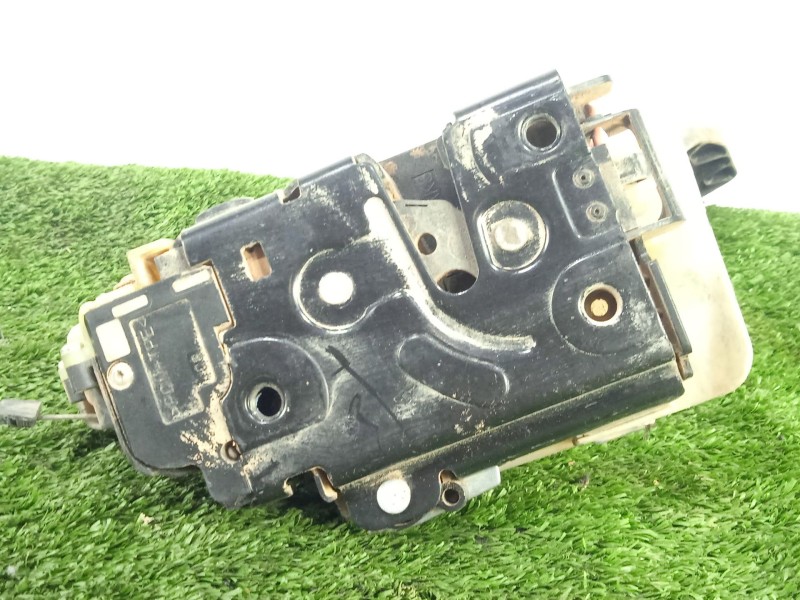 Recambio de cerradura puerta trasera izquierda para skoda superb i (3u4) 1.9 tdi referencia OEM IAM   