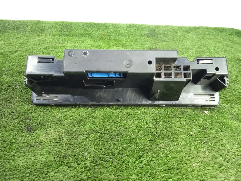 Recambio de mando climatizador para bmw 5 (e39) 525 tds referencia OEM IAM 83859279 - 00599272 3.CONECTORES 