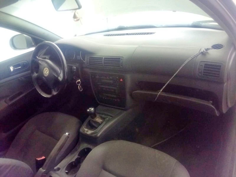 volkswagen passat b5.5 (3b3) del año 2004