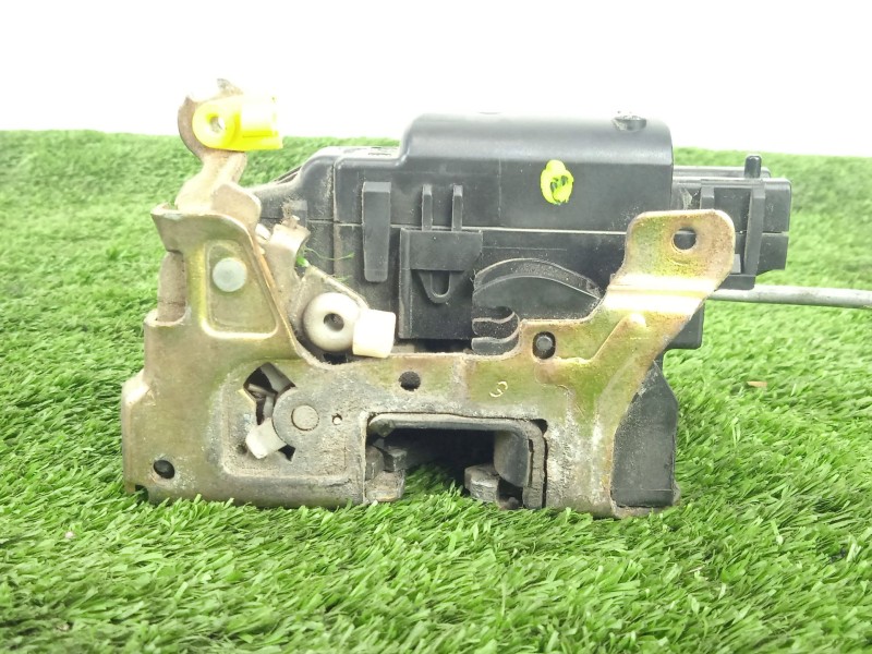 Recambio de cerradura puerta delantera izquierda para renault master ii furgoneta (fd) 3.0 dci 140 (hd0s, fd0s, hd1s) referencia